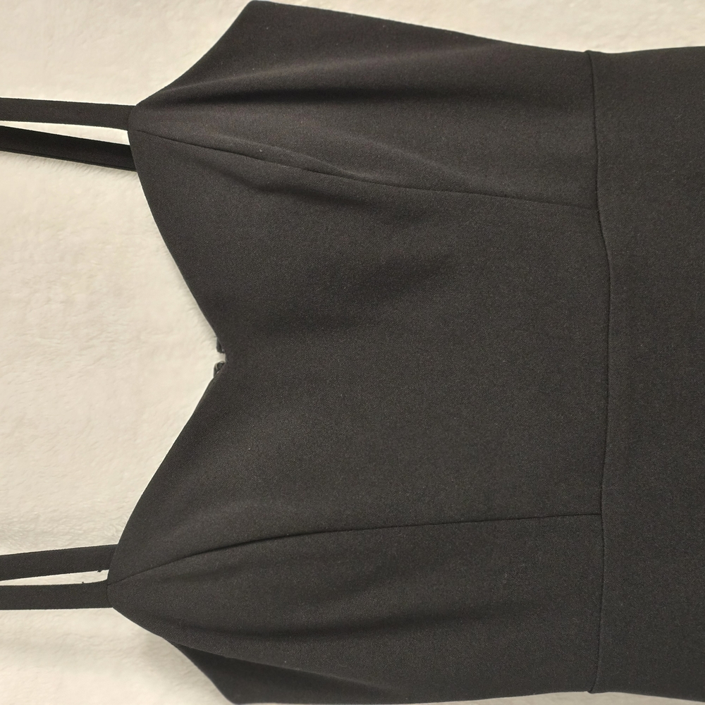 Elegant Black Sleeveless Dress